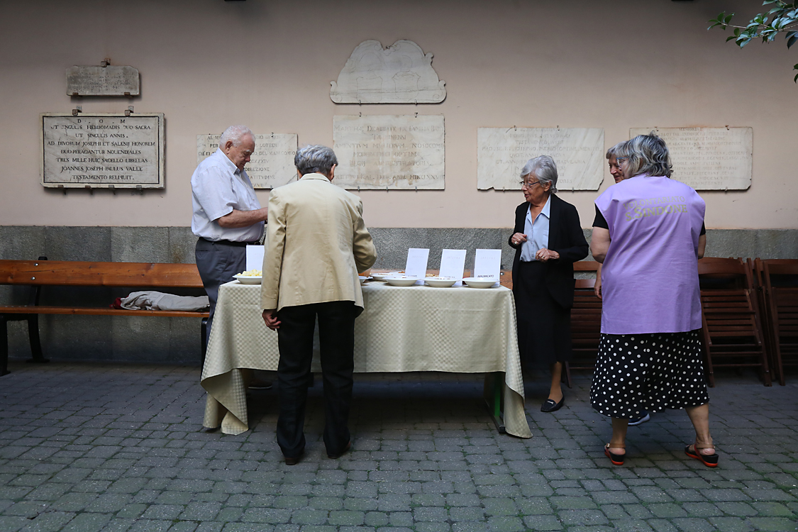 Restauri Santo Sudario - Museo della Sindone_012.jpg